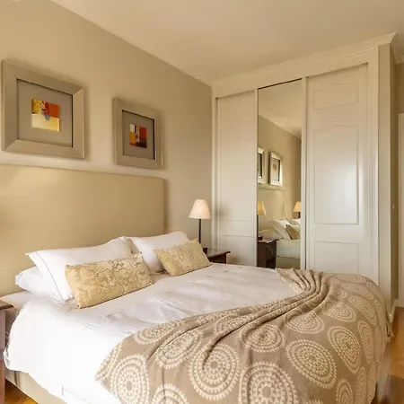 Apartment Studio Fuer 3 Personen Und 1 Kind In Funchal, Madeira Und Umgebung
